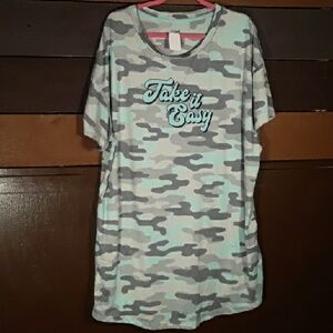 Like New Secret Treasures Multiple size Blue/green Camo Short Sleeve Nightshirt